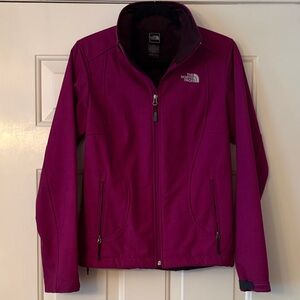 The North Face Women's Magenta Jacket